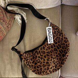 BAGGU Brown Leopard Print Shoulder Bag